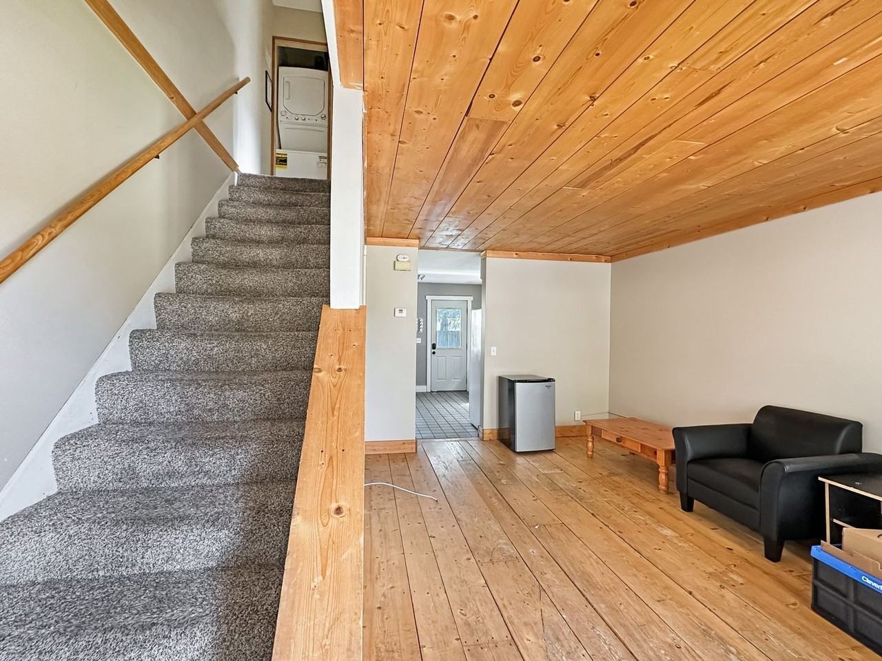 1006 12th Ave Se - Photo 5 of 18