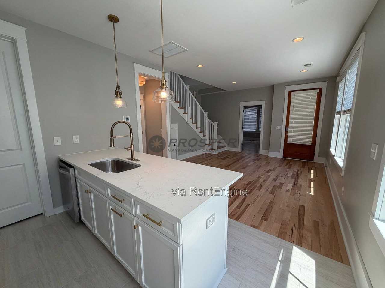 111 America St #A - Photo 6 of 24