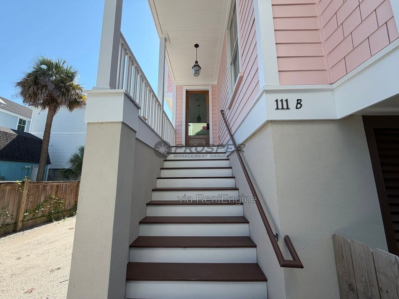 111 America St #B - Photo 2 of 24