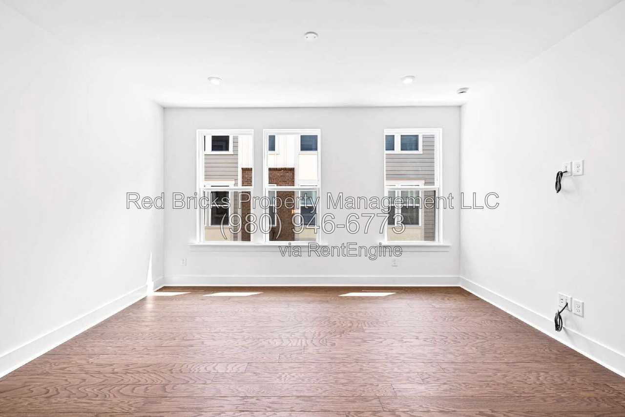 5017 Sovereignty Ct - Photo 5 of 22