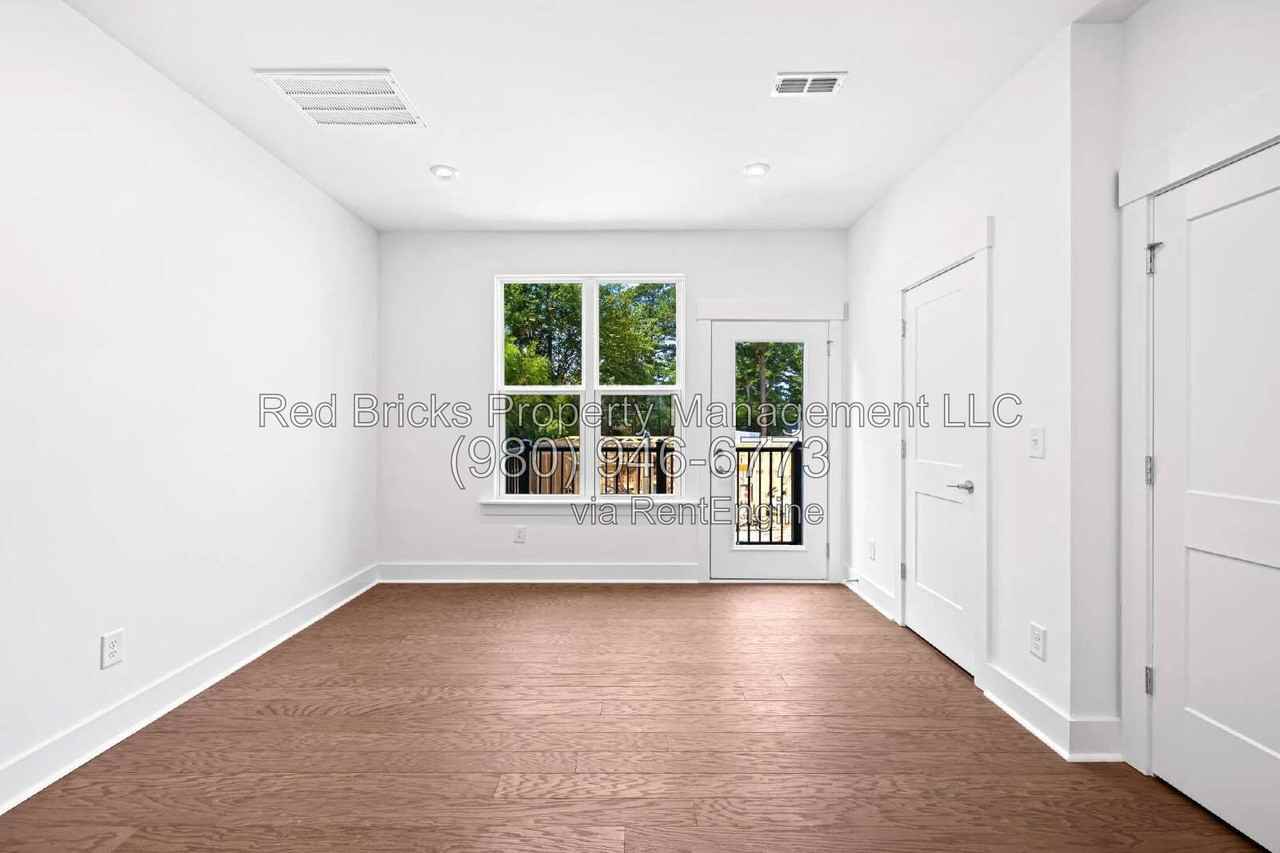 5017 Sovereignty Ct - Photo 7 of 22