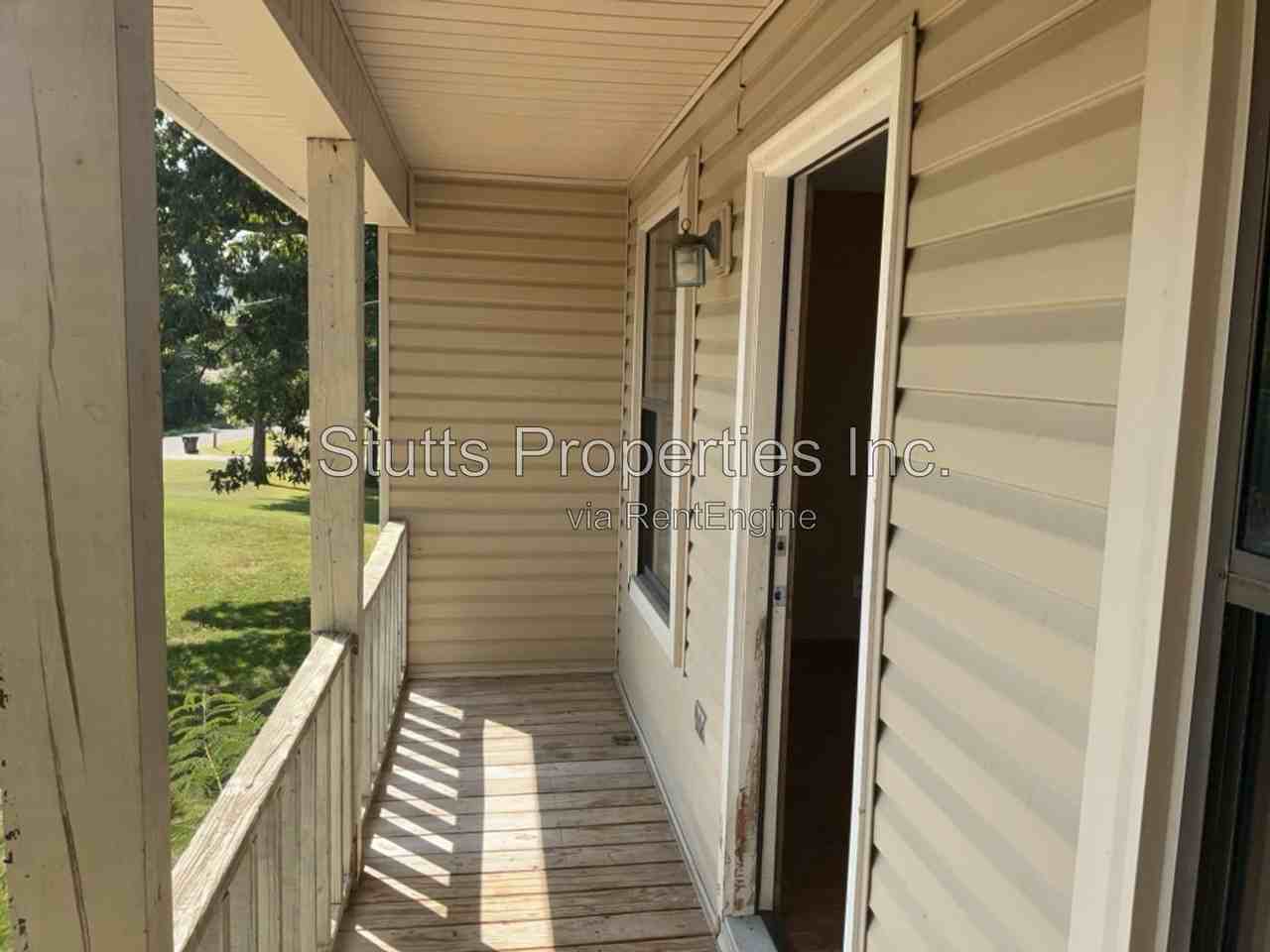4305 Old Memphis Pike #C - Photo 2 of 12