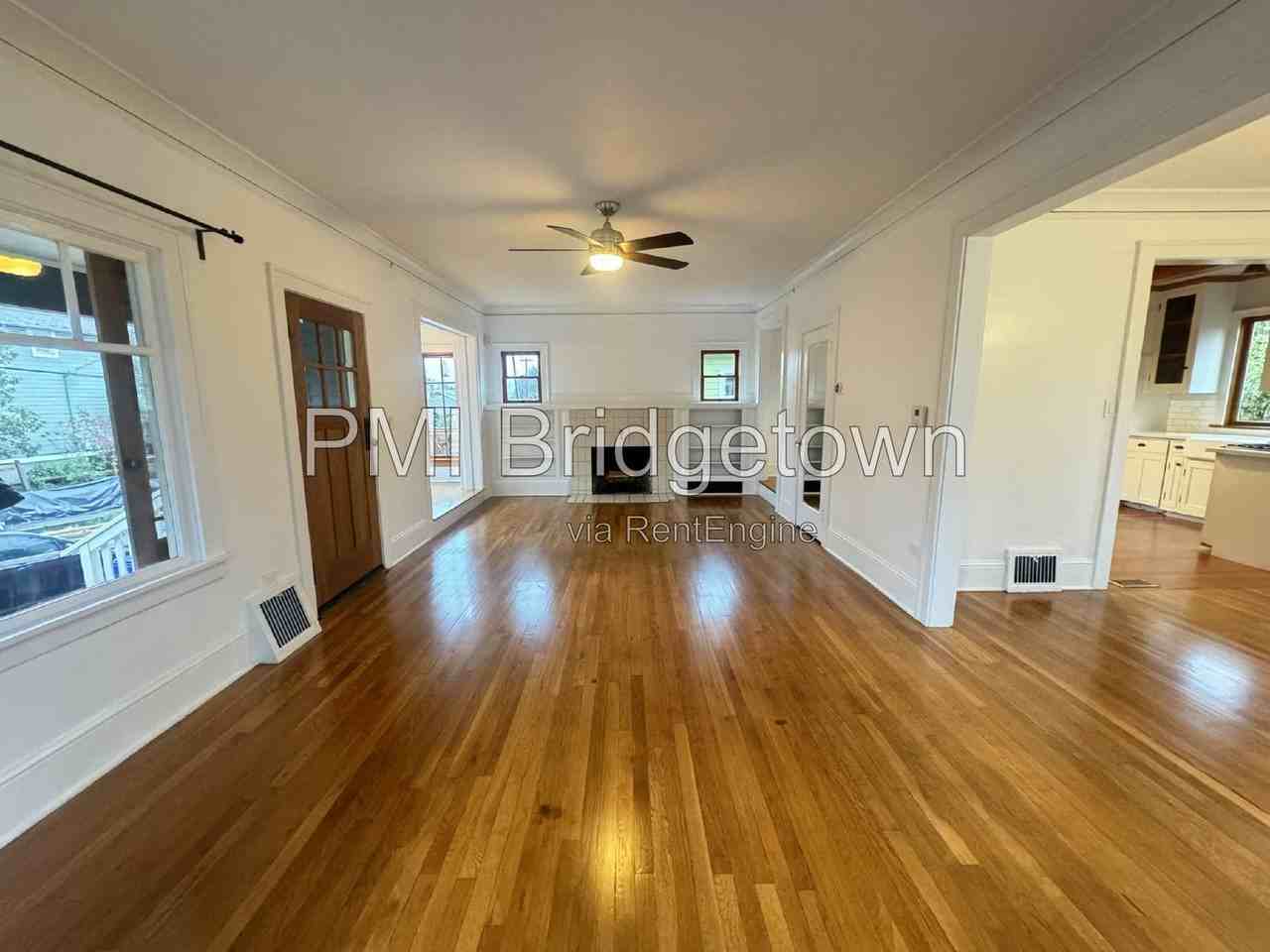 4733 Se Yamhill St - Photo 5 of 31