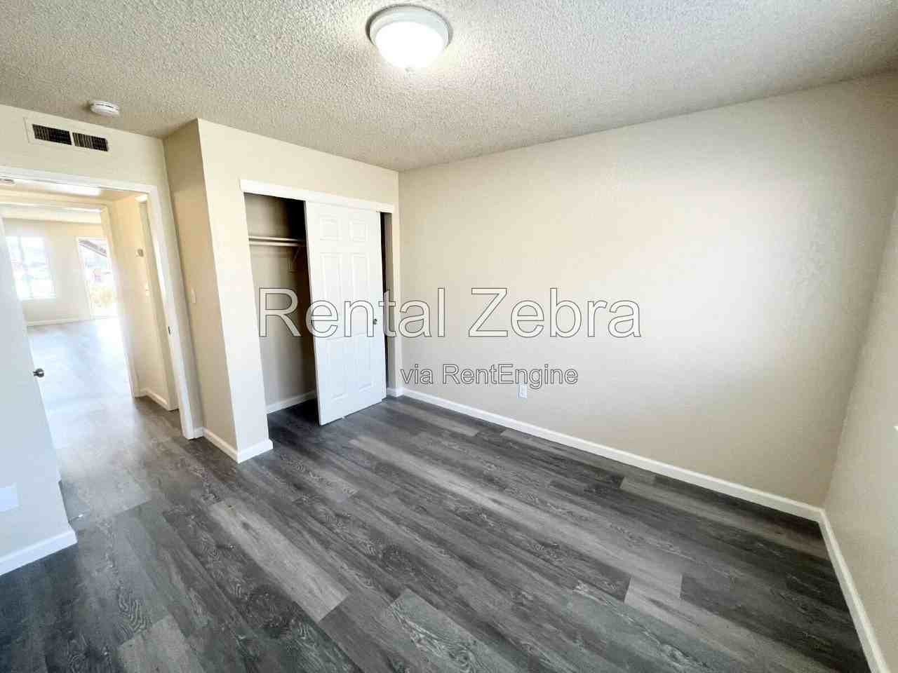 1173 Kelso St - Photo 7 of 15