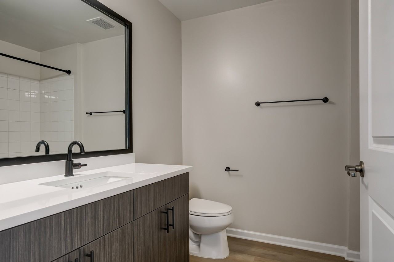 Reveal Hackensack - Photo 6 of 8