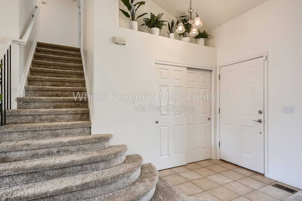 9948 Deer Creek Ln - Photo 2 of 34