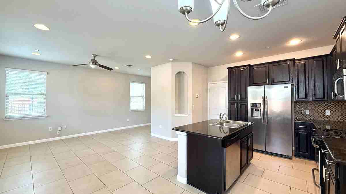 1001 Zodiac Ln #38 - Photo 3 of 18