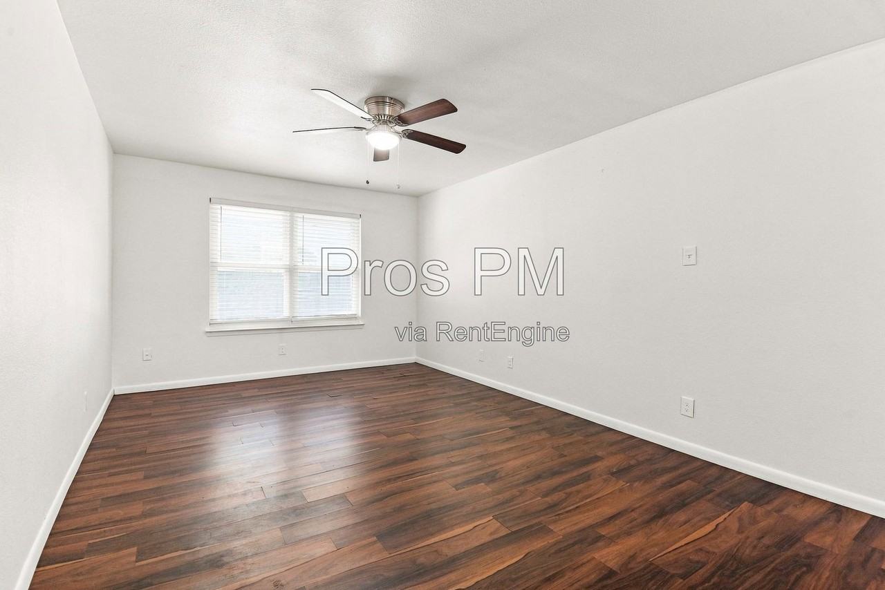 410 Bryan St #12 - Photo 5 of 18