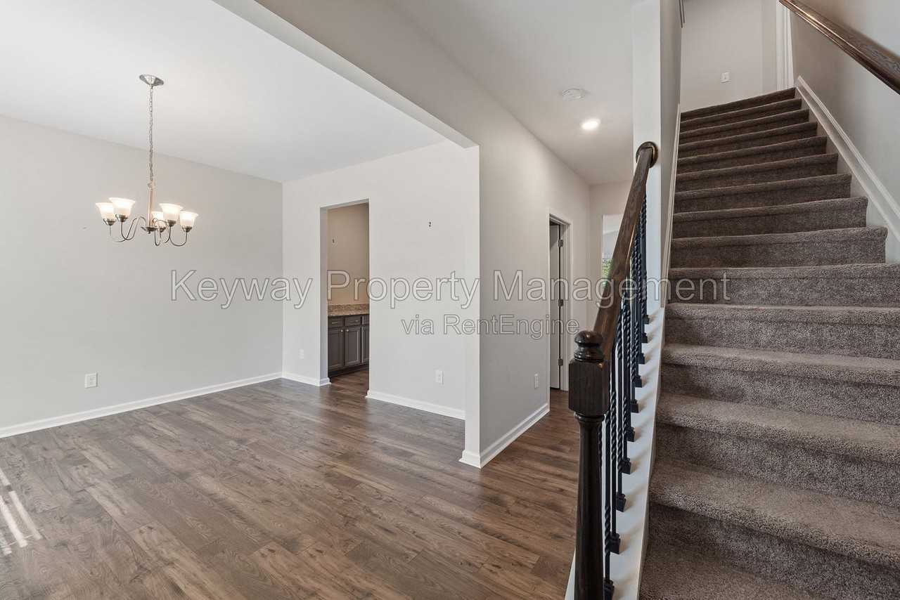 6064 High Top Ln - Photo 4 of 30