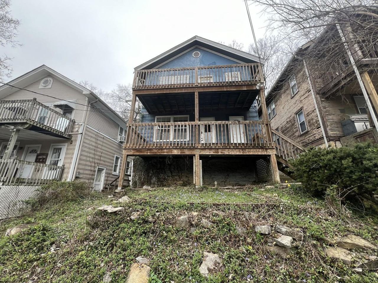 2861 Marshall Ave #2
