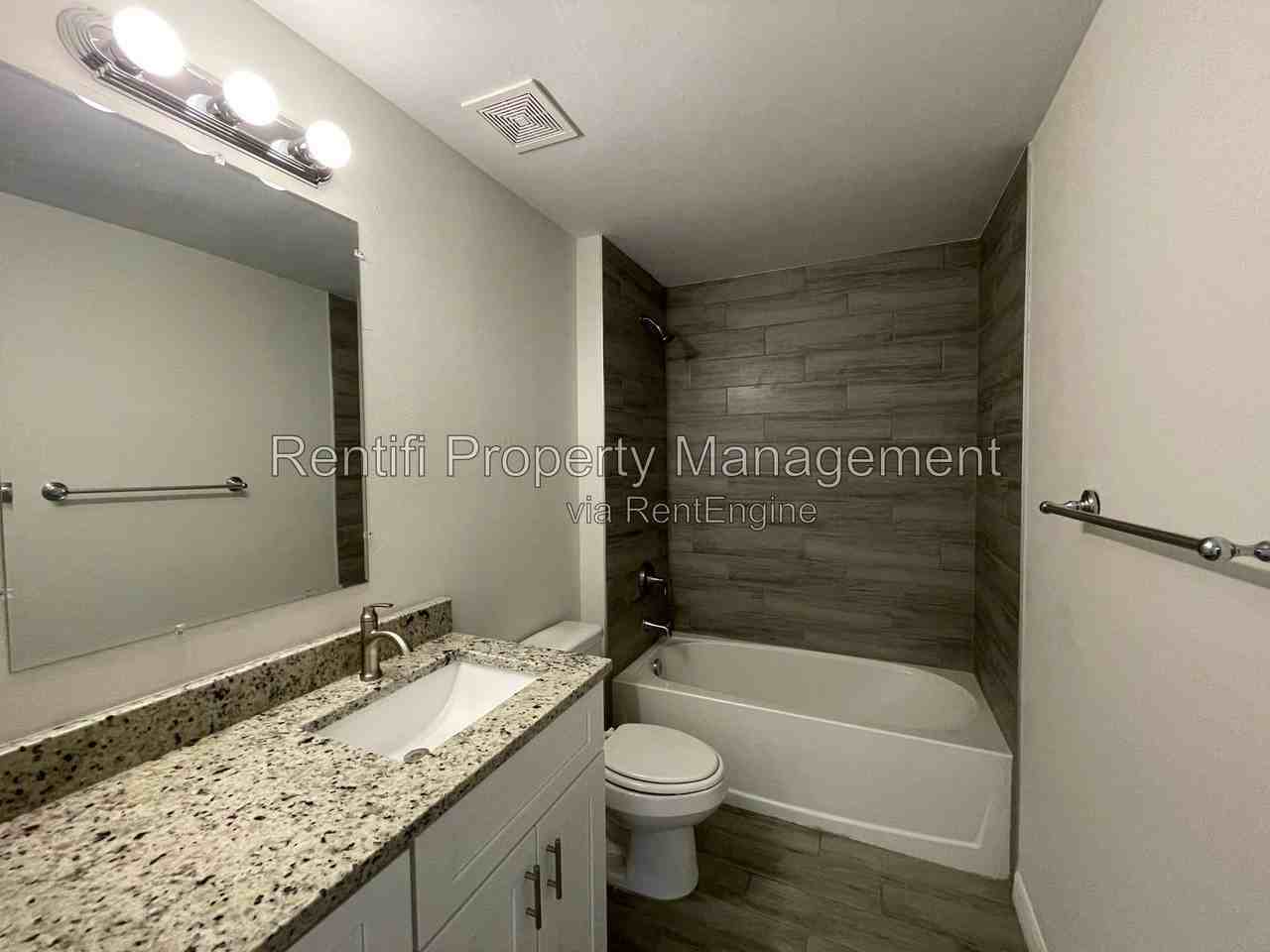 2413 Millie Ave S - Photo 4 of 15