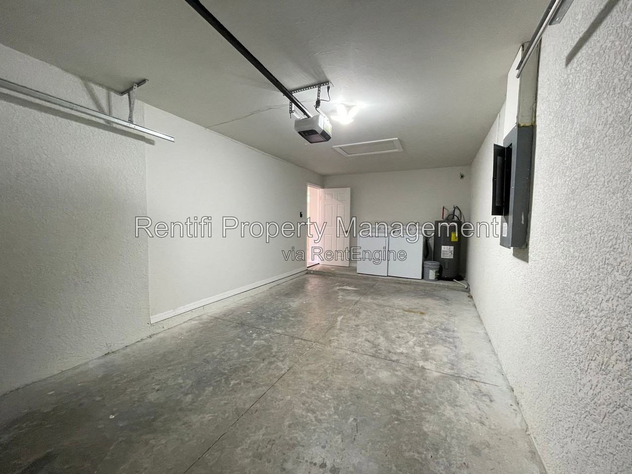 2413 Millie Ave S - Photo 6 of 15