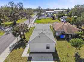 629 W 7th St - Photo 1 of 1
