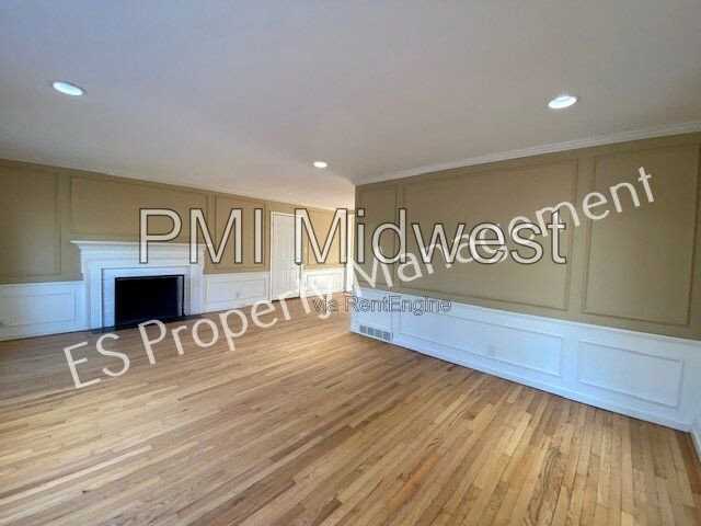 3353 W 42nd St - Photo 5 of 28