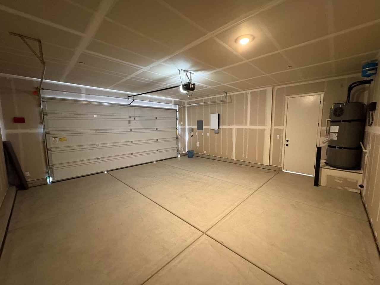 4008 W Babcock Ave - Photo 3 of 32
