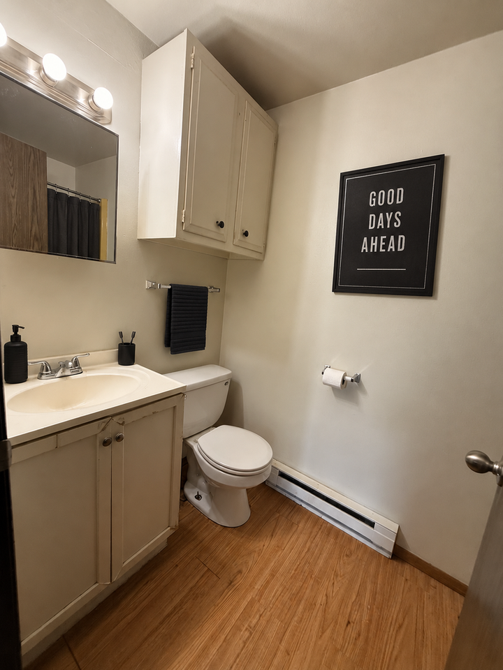 2322 2nd Ave S - Photo 5 of 8