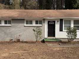 featured image of 398 Cologne Dr Se