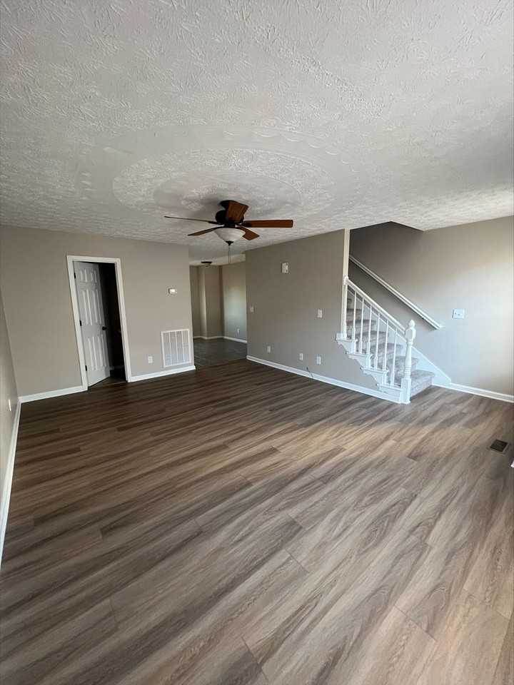 10 Ivy Ct - Photo 2 of 13