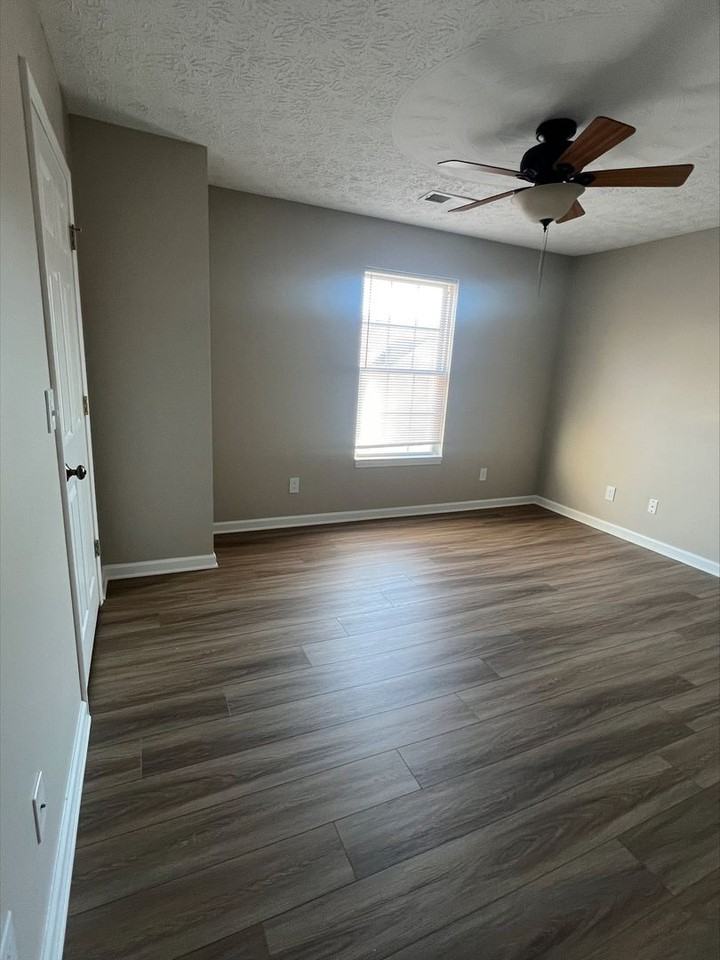 11 Ivy Ct - Photo 6 of 13