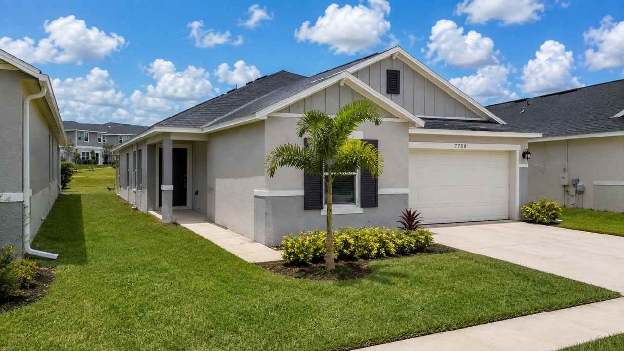 9061 Oscraft Dr - Photo 3 of 29