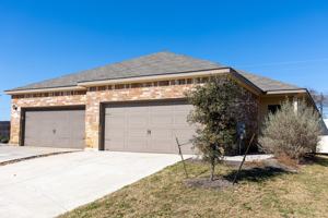 featured image of 271B Joanne Loop