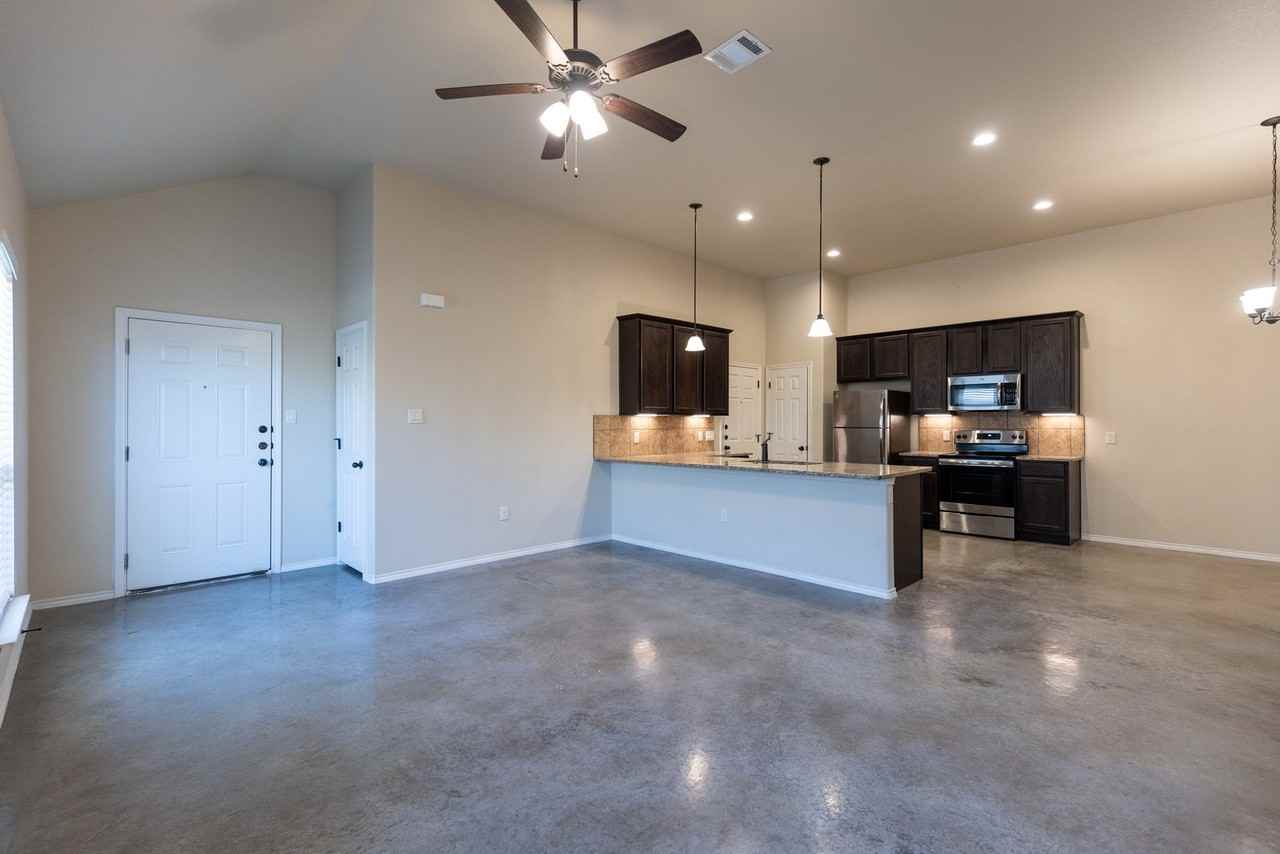 271B Joanne Loop - Photo 5 of 28