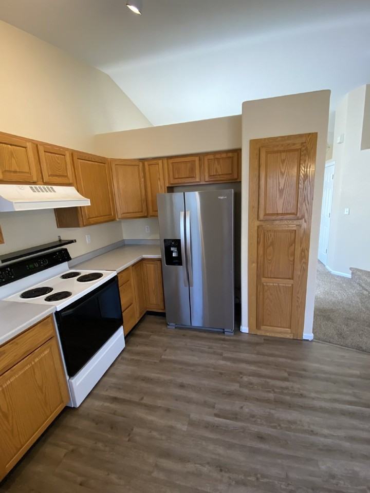 21779 Silver Meadow Ln - Photo 6 of 28