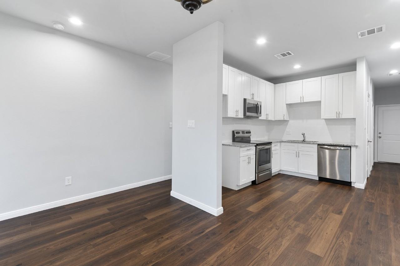 4919 Paradigm Ln - Photo 7 of 18