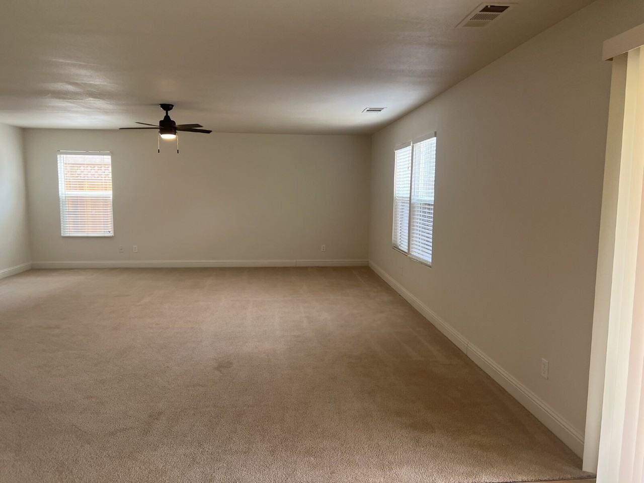 197 Citadel Ct - Photo 3 of 20