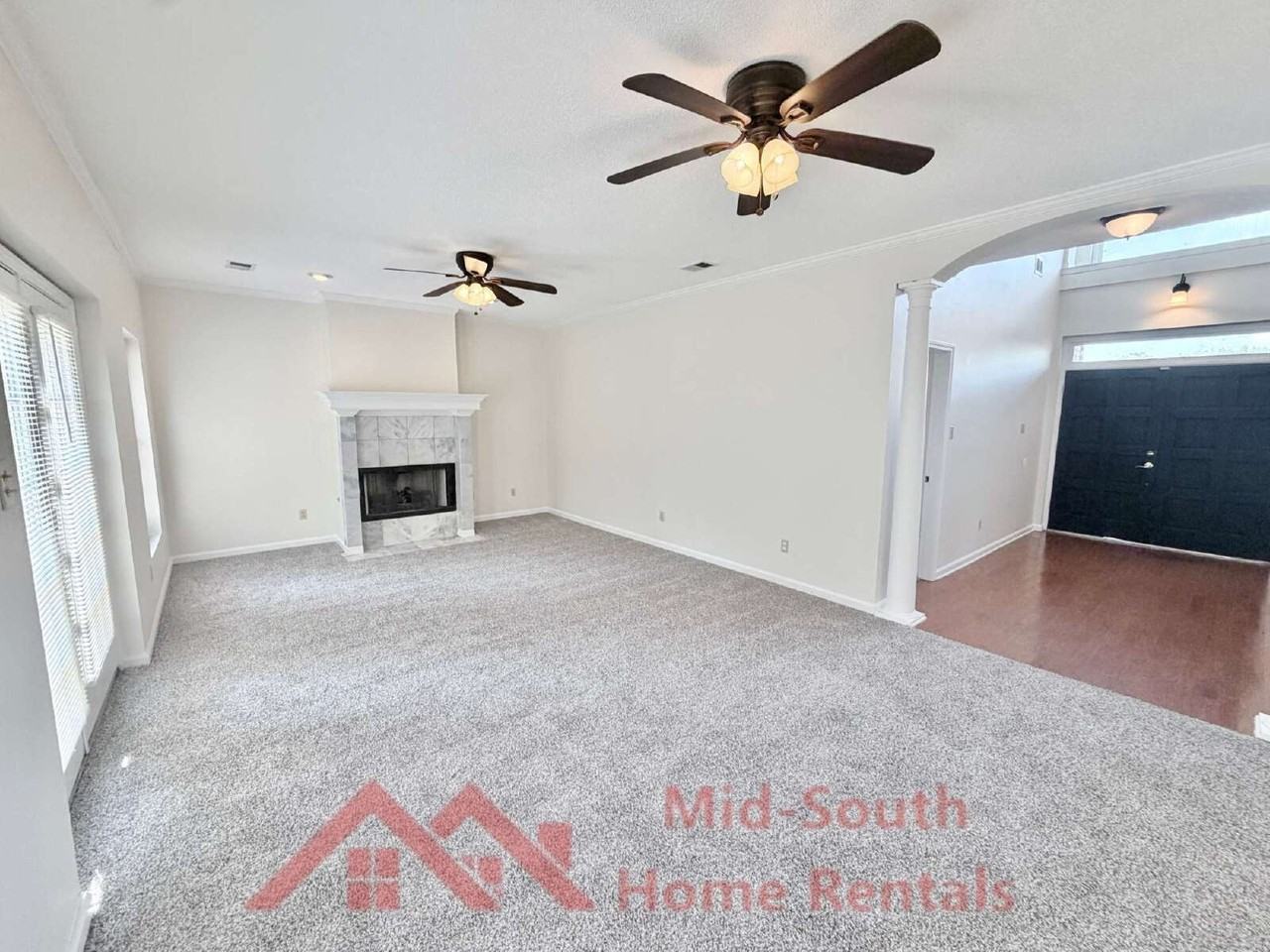 8971 Meaghan Dr - Photo 6 of 34
