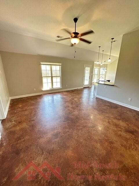 8894 Smith Ranch Dr - Photo 5 of 31