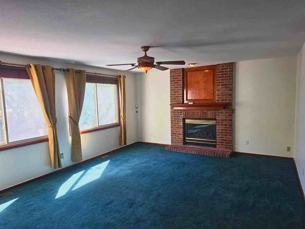 8842 W Ida Pl - Photo 6 of 35