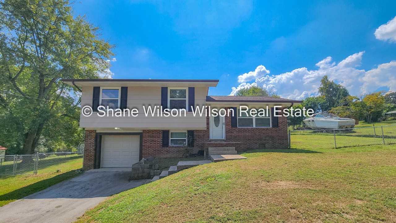 103 Laurelwood Cir - Photo 5 of 22