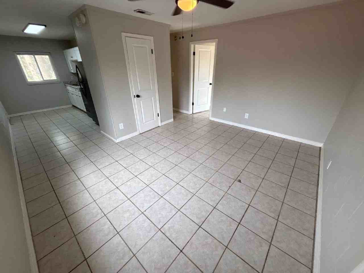 2150 Saxon St #C - Photo 6 of 7