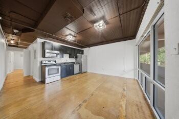 310 Blount St - Photo 6 of 38