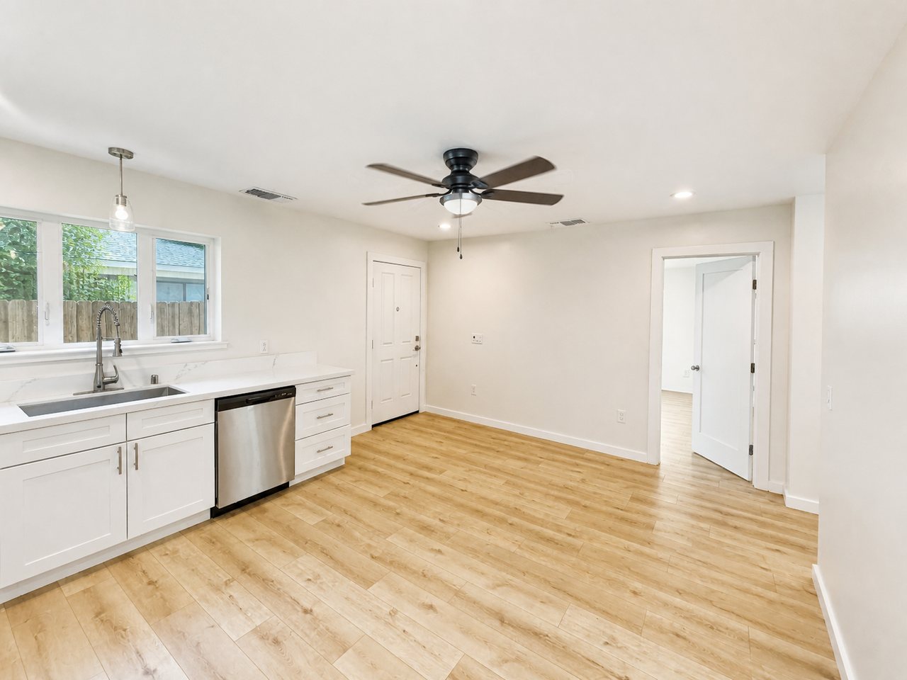 2521 49th Ave Unit 2 - Photo 2 of 14