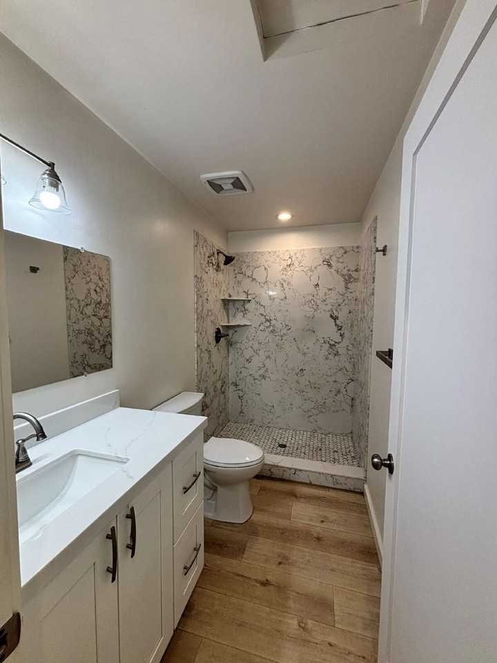 2521 49th Ave Unit 2 - Photo 5 of 14