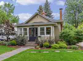 featured image of 1218 W Oak St