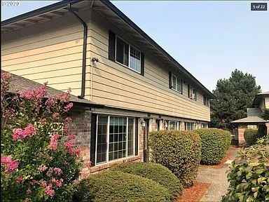 7875 Se Johnson Creek Blvd - Photo 6 of 50