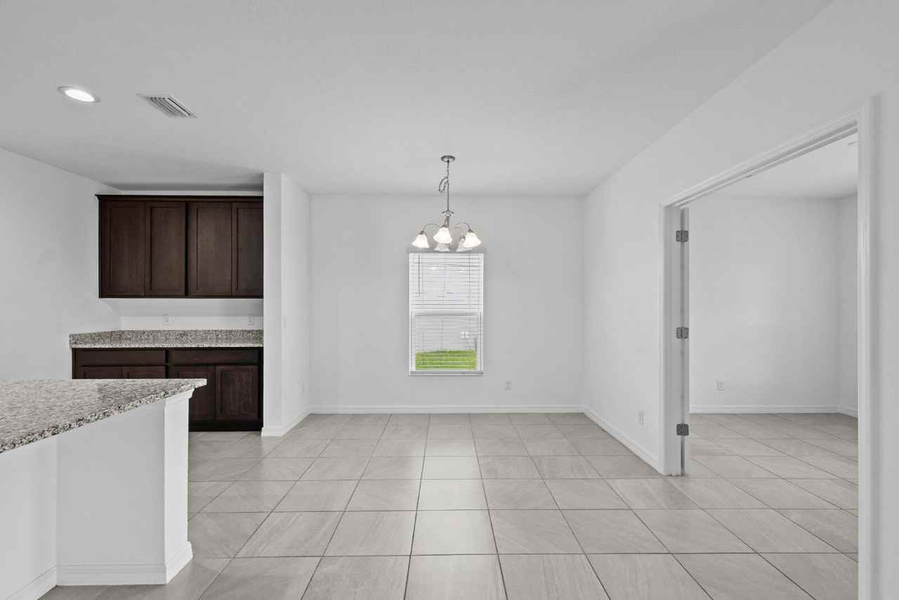 5029 Blue Hammock Ct - Photo 5 of 28