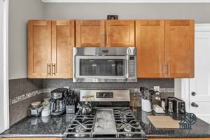 featured image of 1560 Delaware Ave #LOWER