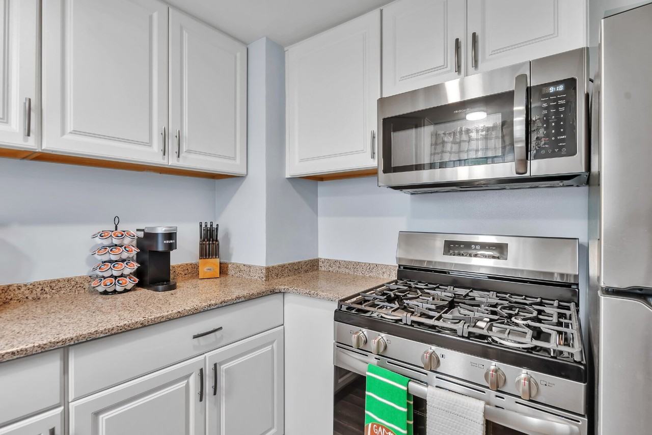 162 Southgate Rd - Photo 6 of 21