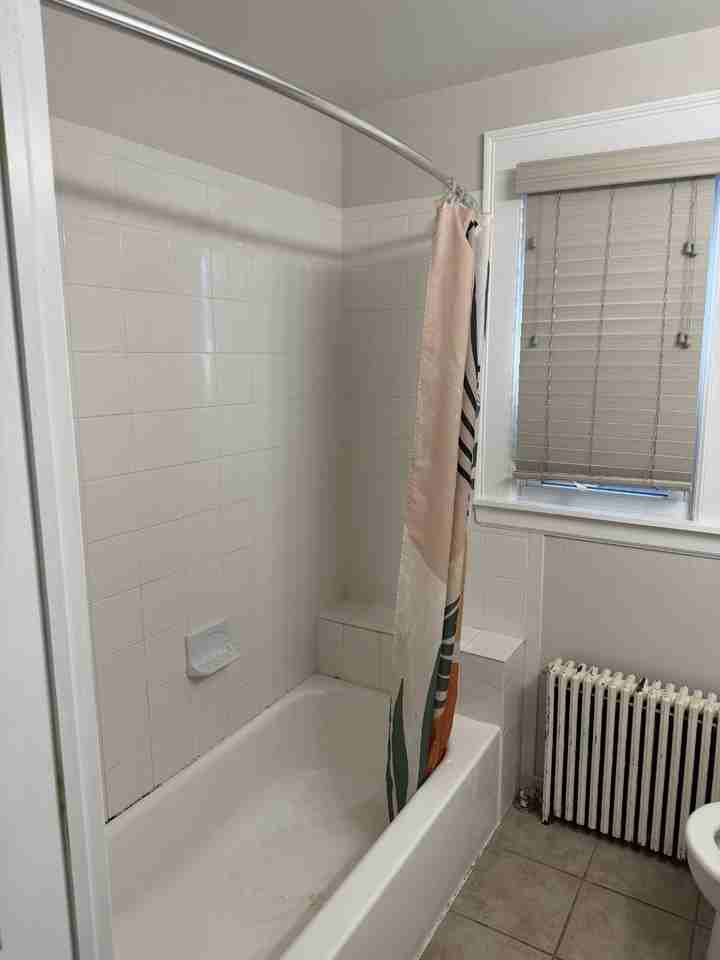 179 Norwood Ave - Photo 3 of 5