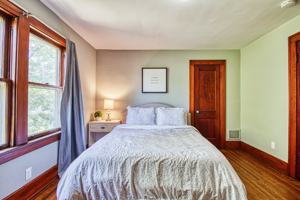 featured image of 237 W Girard Blvd