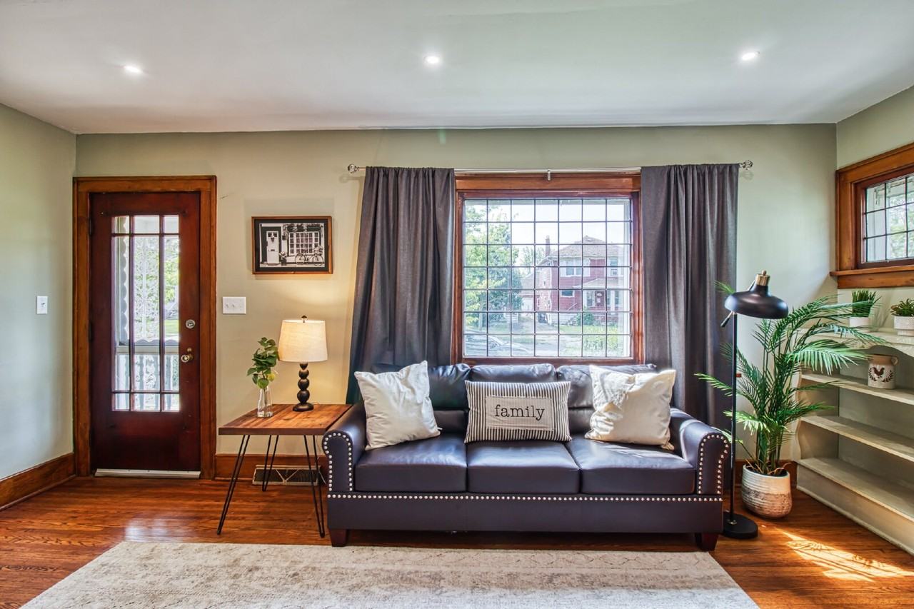 237 W Girard Blvd - Photo 3 of 18