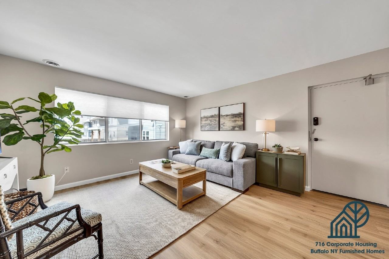 2660 Elmwood Ave #6 - Photo 3 of 14