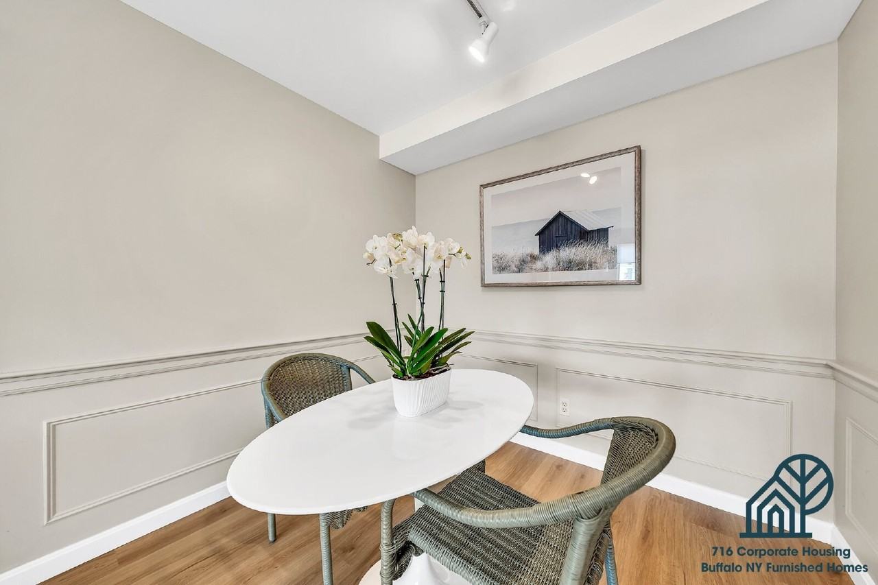 2660 Elmwood Ave #6 - Photo 5 of 14