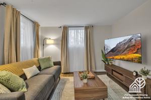 featured image of 1540 Abbott Rd #1