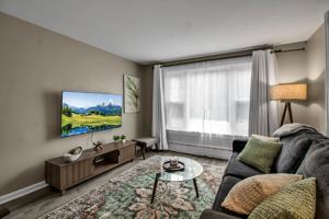 featured image of 1540 Abbott Rd #2