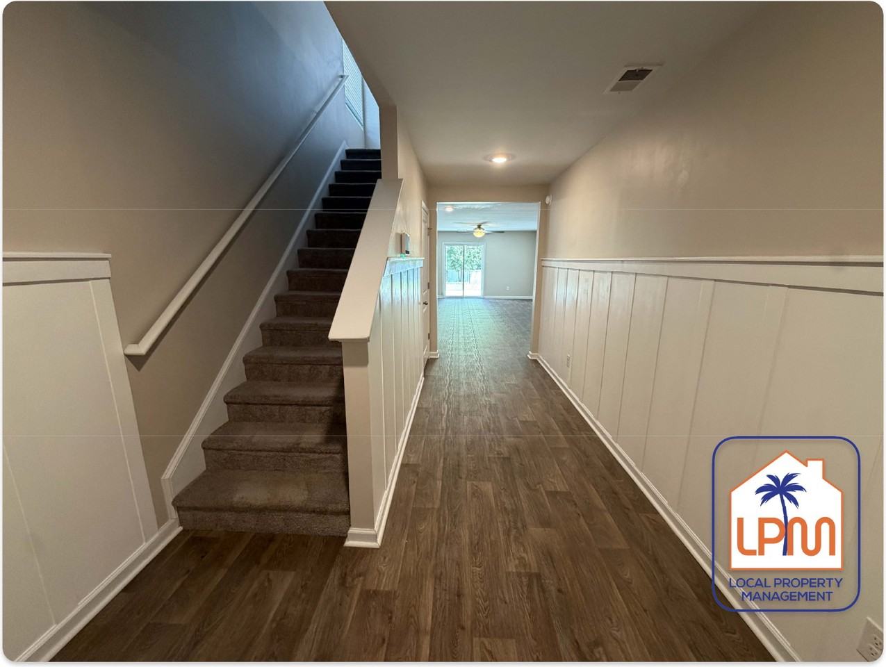 156 Auditorium Rd - Photo 2 of 34